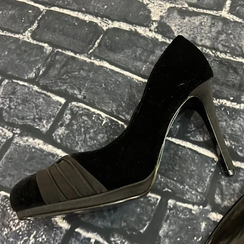 Nina black velvet pumps evening
